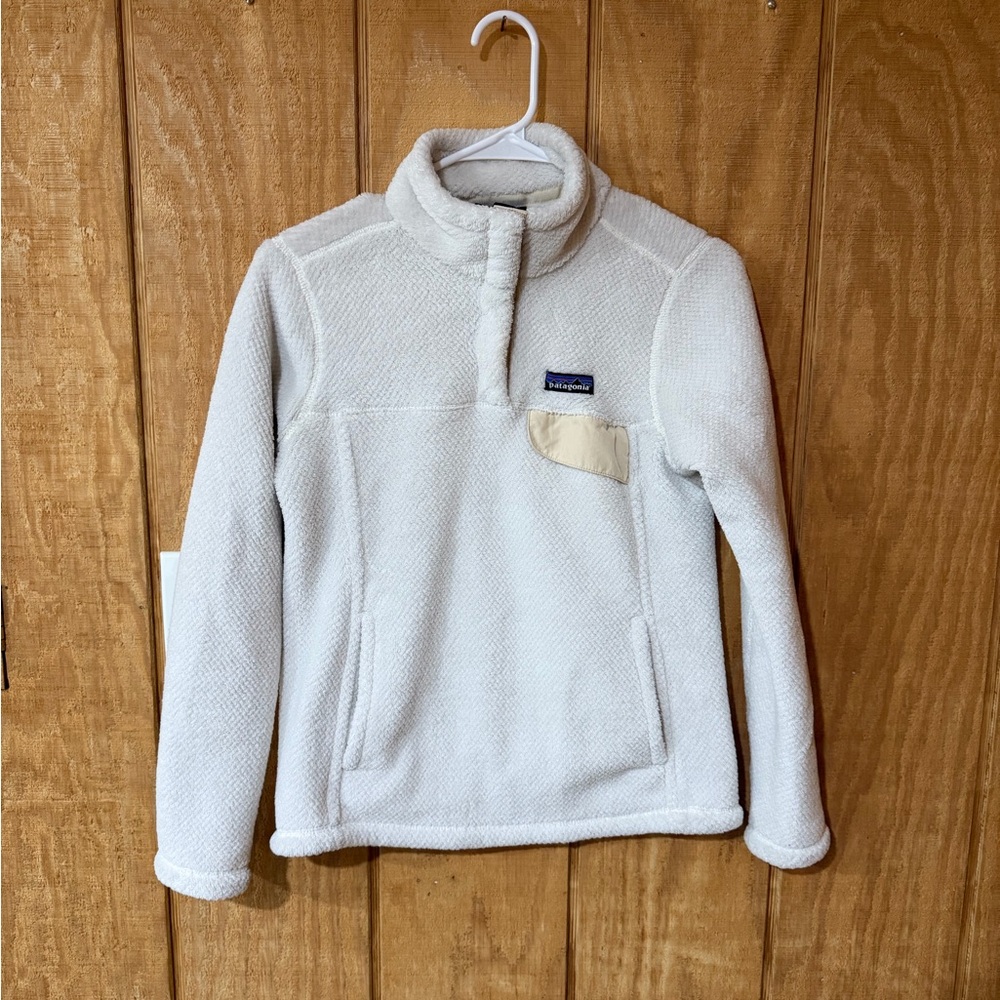 Women’s Patagonia Cream Fleece Jacket - Picture 2 of 5
